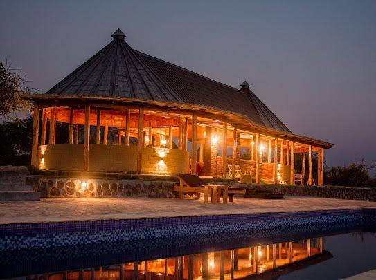 Naibala Manyara Lodge Mto wa Mbu ภายนอก รูปภาพ