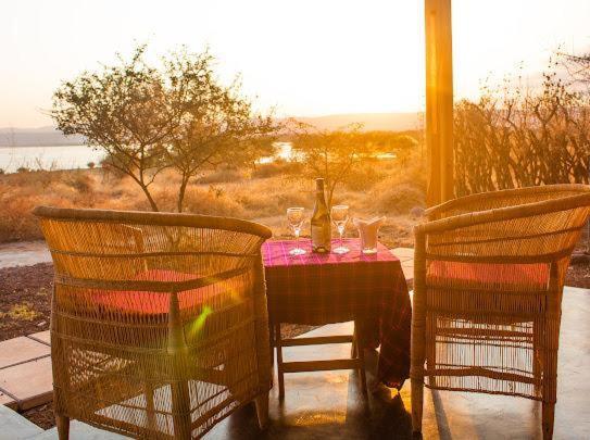 Naibala Manyara Lodge Mto wa Mbu ภายนอก รูปภาพ
